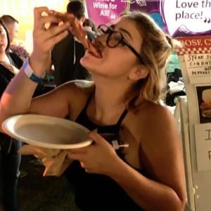 Meet your Posher, Mia